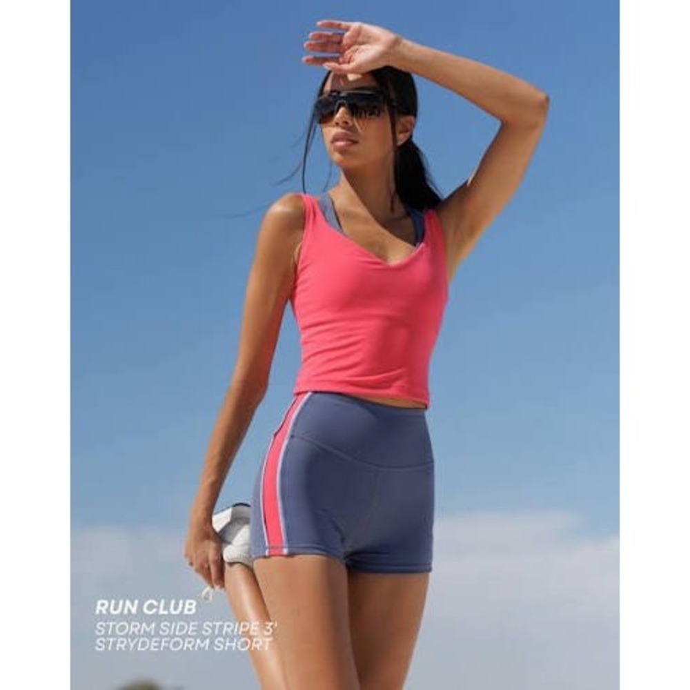 Gold Hinge Storm Stride 3' Stripe StrydeForm Storm Shorts Size XS New With Tags